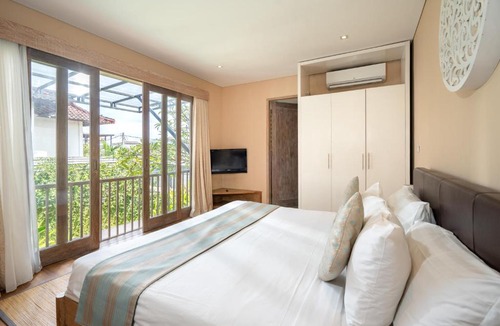 Petitenget Villa | Private Pool Villa Ewa Seminyak
