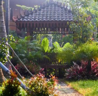 Dinoyo House | Ratu Roso Resort