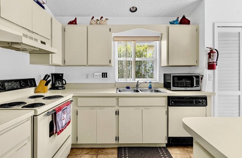 Lindfields Villa | Ref 34. Stunning villa with pool. Lindfields Near Disney