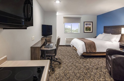 Randolph Center Hotel | Relaxing Randolph Retreat | Close to Trails, Free Parking w/Kitchen
