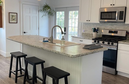 Fredonia House | Renovated small town charm right next to SUNY Fredonia