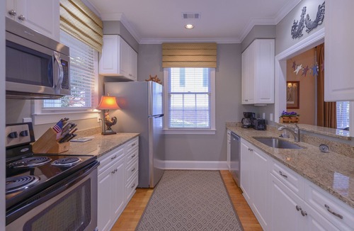 Greensboro Cottage | Reynolds Lake Oconee Resort Fishtales Lodge lakefront 4BR/3BA o
