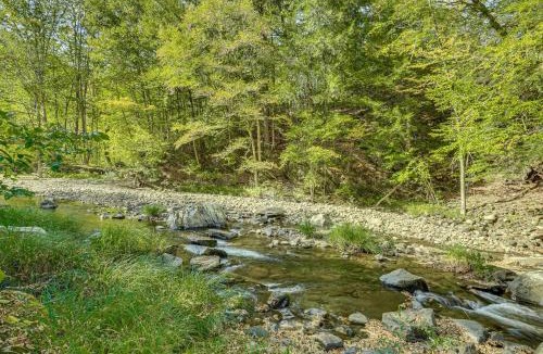 Bridgewater Corners House | Riverfront Home w/Hot Tub Near Killington Resort
