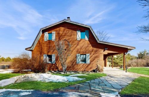Town of Reading House | Rock Stream Sanctuary