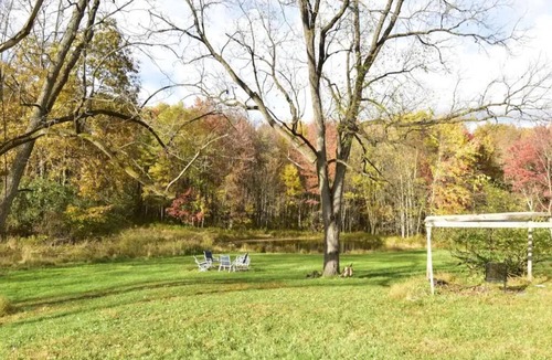 Mount Hope Cabin | Royal Garden Main Cabin