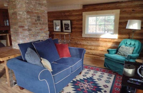 National Mine Ski Chalet | Rustic 2B Cabin w/Sauna on Farm, Free WiFi/Parking