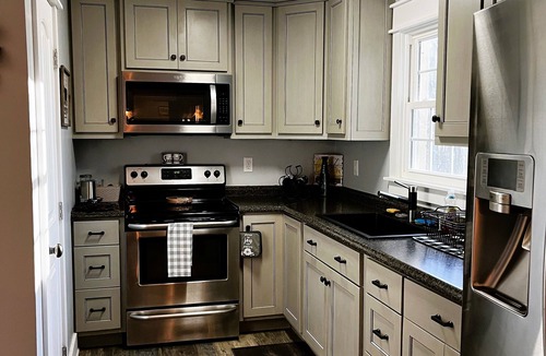 Belton House | SC Farmstead Cottage with modern amenities, farm views, and equine visitors