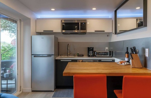 Hidden Valley Apartment | Scenic Oceanview Studio in La Jolla