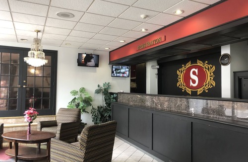 Seward Place Hotel | Schenectady Inn & Suites