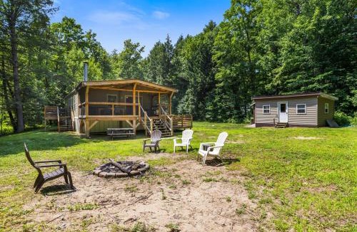 Schroon Lake House | Schroon River Bend Getaway