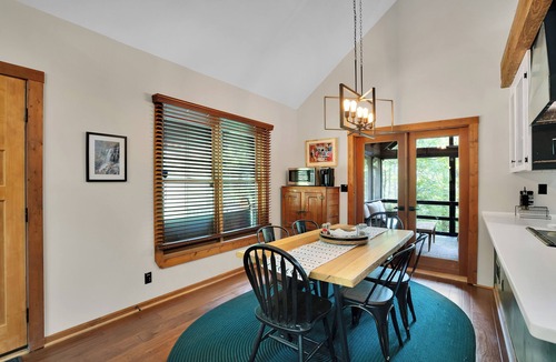 Cleveland House | Secluded 4 bedroom cabin surrounded by a nature preserve, lakes, and trails!