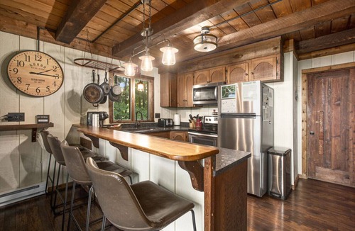 Bellaire House | Secluded A-Frame with Epic Views & Pool Access