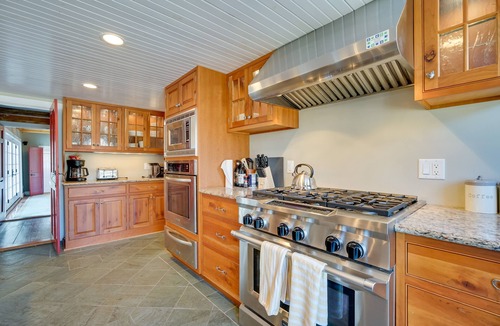 Wilmington House | Serene Retreat Near Mt Snow: Great for Groups!
