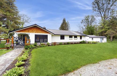 Isle La Motte House | Shore Acres