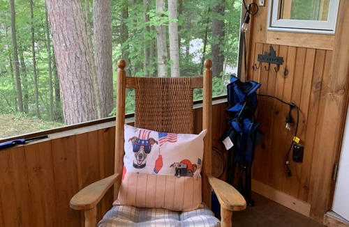 Silver Bay Cabin | Silver Bay Cabin on Beautiful Lake George, New York