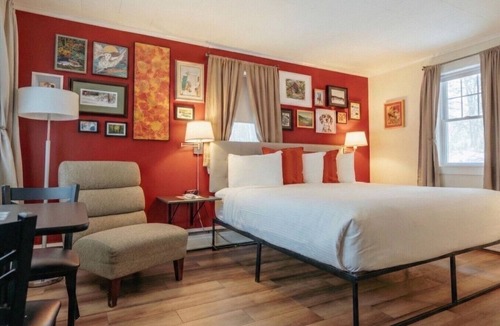 Woodstock Bed & Breakfast | Sleep Woodstock - Dog Friendly King Suite