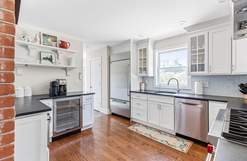 Village of Southampton House | Southampton Village Renovated Sun-filled Charming Home, Heated Salt water Pool