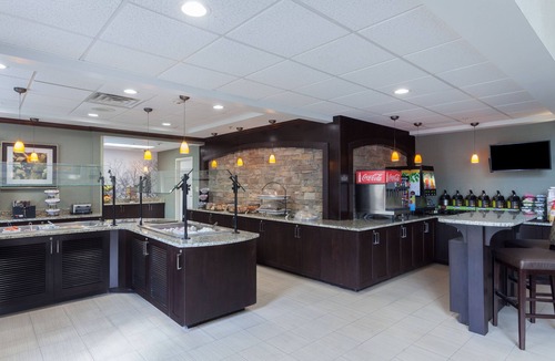 Conestee Apartment | Spacious 2BR Suite | Free Breakfast, Pool & Gym