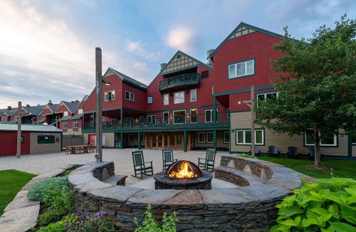 West Dover Condo | Spacious 3-Bedroom Penthouse w/Sauna & Fireplace