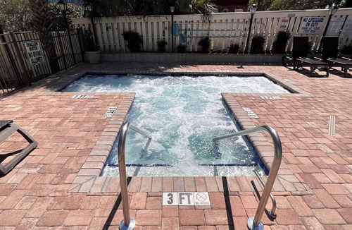 Myrtle Beach Villa | Spacious 3BR villa across from the ocean