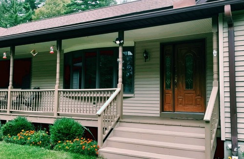 Town of Lumberland House | Spacious 4 bedroom house with a private pool in a quiet area