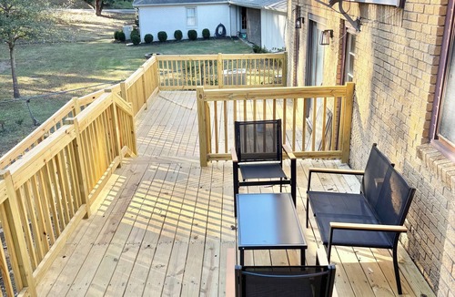 Northport House | Spacious 5-bedroom house in perfect Northport for your getaway