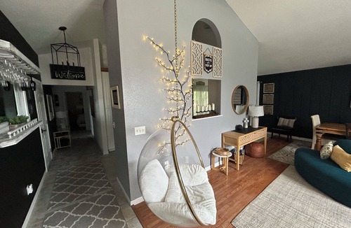 Clio House | Spacious, 9-bed double house in peaceful setting, 12 miles from Frankenmuth