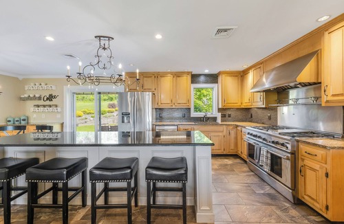 Salisbury Mills House | Spacious 9-bedroom house in tranquil Monroe with AC
