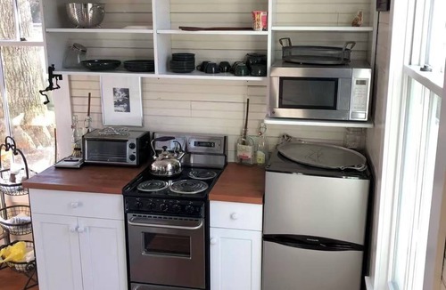 Upper Montclair House | Spacious Carriage House in Montclair -accessible to MetLife Stadium &NYC