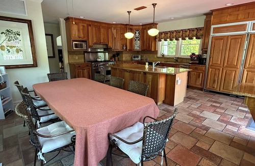 Westhampton House | Spacious Family Compound in beautiful Westhampton with private Tennis Court