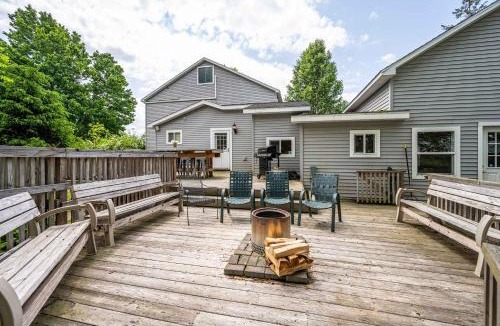 Great Valley House | Spacious Home Hot Tub 2 Living Rooms Pets OK