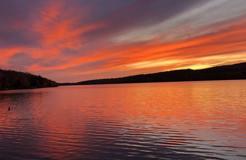 Hancock House | Spectacular Waterfront Modern Lake House on Nubanusit Lake, Southern NH