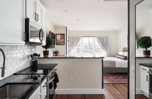 Bellaire Hotel | Spillway Lodges