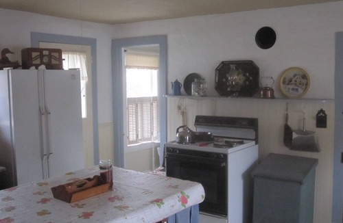 Jamestown House | Stay in an authentic 1823 post-and-beam framed Federal style rural farmhouse.