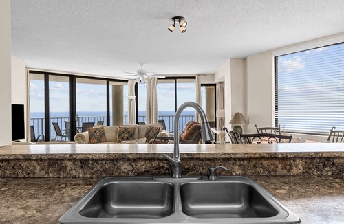 Garden City Condo | Steps to the Beach- Short Drive to Dining/shops - w/Free Tickets to Local Attractions - OOP 1105