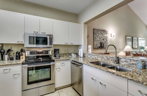 Arcadian Shores Condo | Steps to the Sand! Ocean View Condo in Windermere at Kingston Plantation; $300 FREE Activities Daily