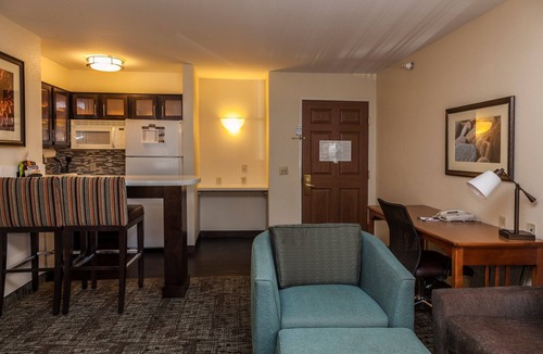 Rockrimmon Apartment | Studio | Perfect for Hikers or Business Travelers!