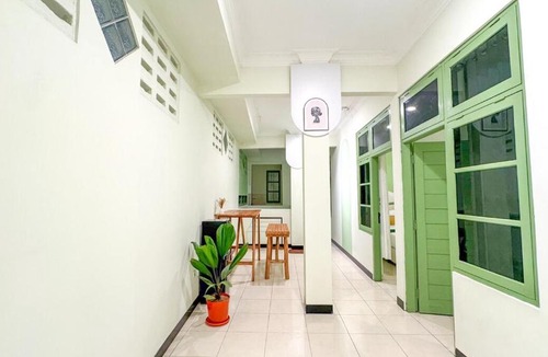 Prawirotaman Villa | Stylish 6BR Stay Near Prawirotaman & Malioboro