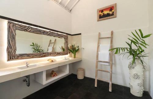 Petitenget Villa | Stylish villa near Seminyak square & jl Oberoi