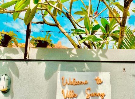 Batu Bolong Villa | Sunny Melati Canggu