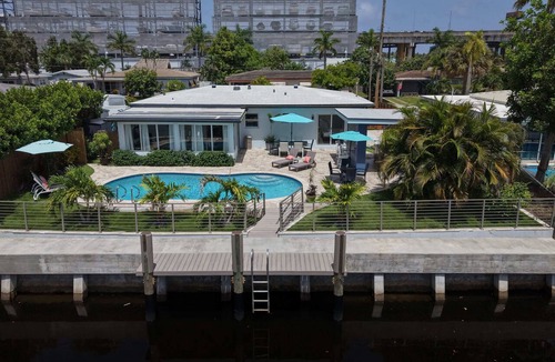 Fort Lauderdale House | Sunseeker Place — Vacation Rental Near the Airport with Easy Ocean Access ☀️🌴