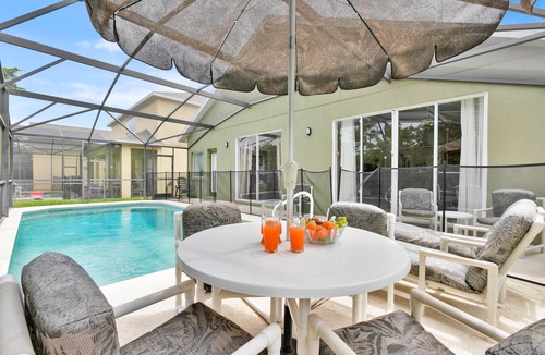 Four Corners Villa | Sunset Paradise Villa in Orlando area. Very close to Disney and Universal