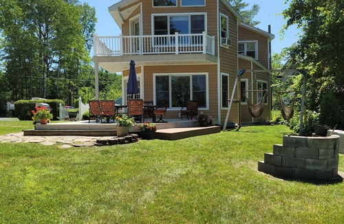 Broadalbin House | Sunsets on the Great Sacandaga Lake Rentals