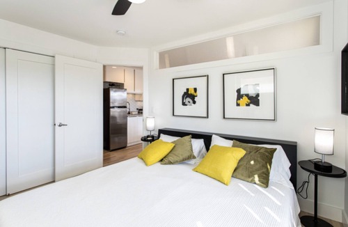Asheville Villa | SUPER COOL 1 BED APARTMENT WALK TO Downtown, West Asheville, and River Arts