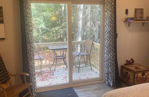 Lowell Cabin | Take it easy at this unique and tranquil getaway. The Northeast Kingdom of VT.