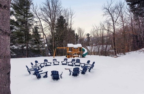 West Dover Villa | The Birch 13BR Villa 2 min from Mt. Snow Hot Tub Pool