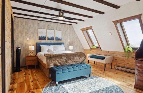 West Dover Villa | The birch House Heated Pool, Sauna, Hot Tub & More