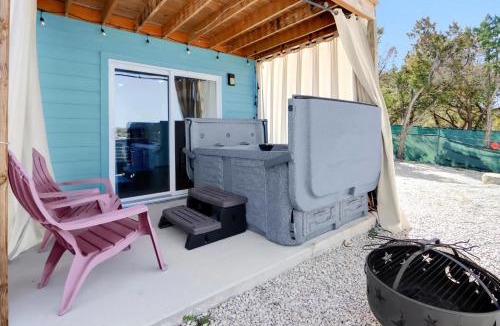 Canyon Lake House | The Container Retreat - Entire Property