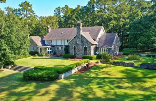 Greensboro House | The Grand Greystone Estate