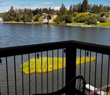 Bigfork House | THE INN Bigfork Bay